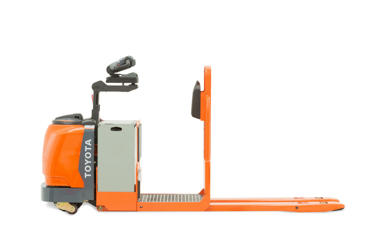Center-Controlled Rider Pallet Jack